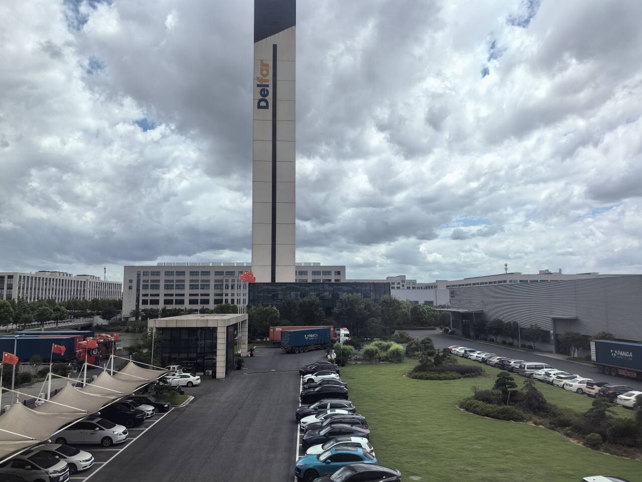July 21st, 2025 Delfar Elevator Container Loading 
