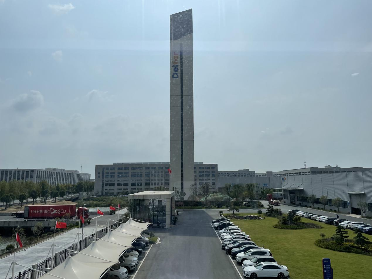 October 17th, 2022 Delfar Elevator Container Loading