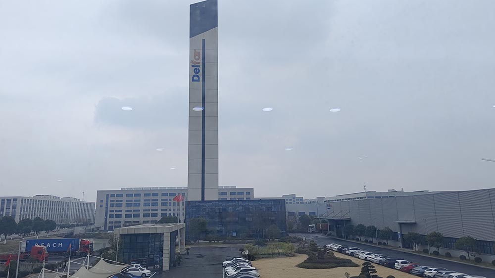 January 5th, 2026 Delfar Elevator Container Loading 