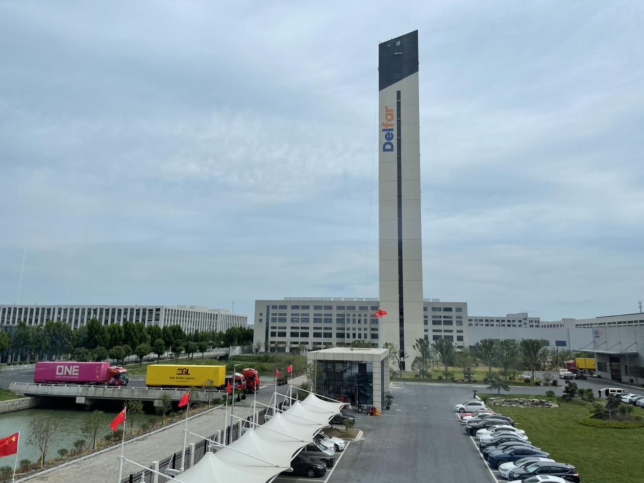 June 28th, 2022 Delfar Elevator Container Loading