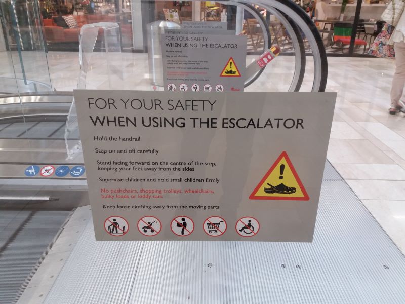 Ensure Proper User Guidance and Clear Signage-Delfar