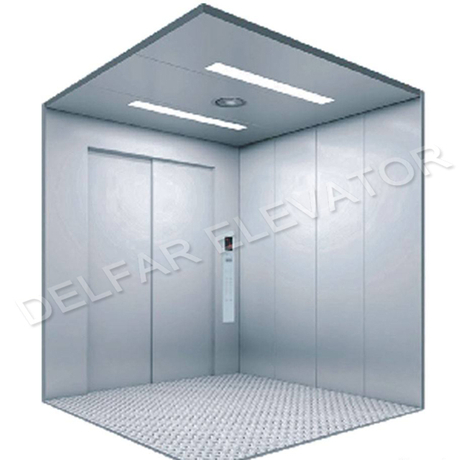 Large Loading Space with Smooth Running Freight Elevator
