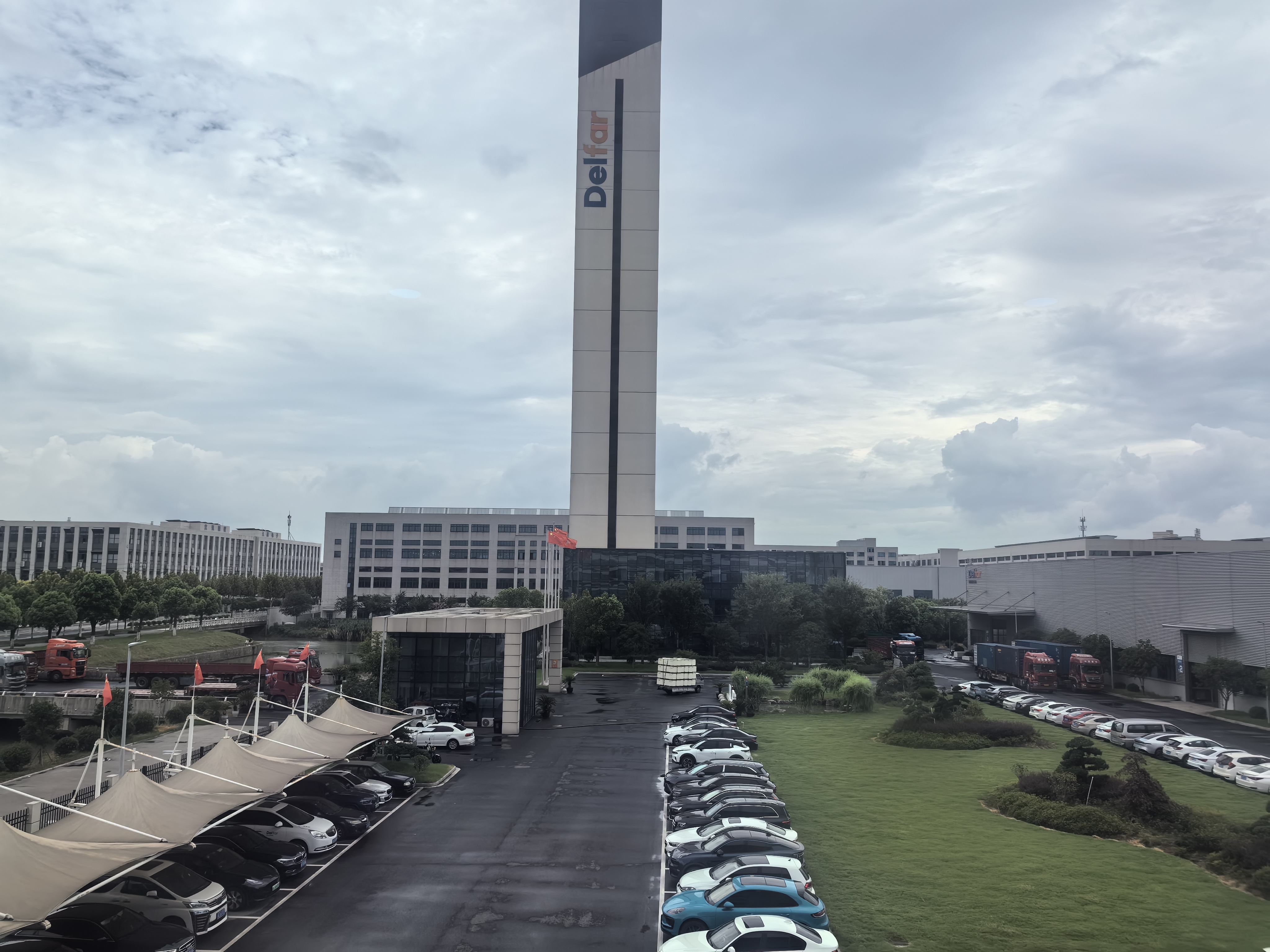 July 22nd, 2025 Delfar Elevator Container Loading 