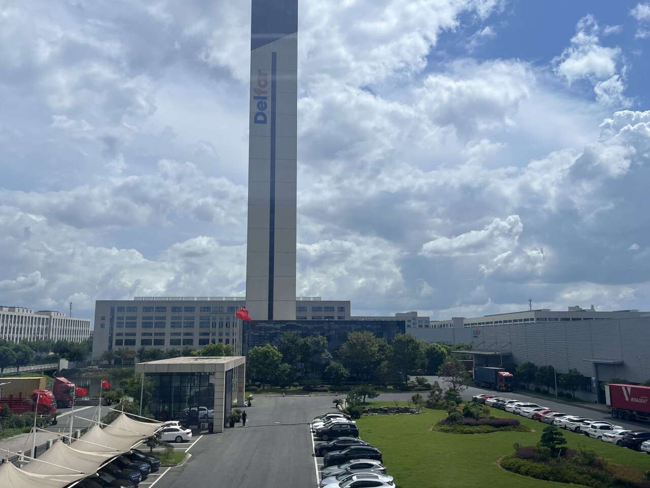 August 20th, 2026 Delfar Elevator Container Loading 