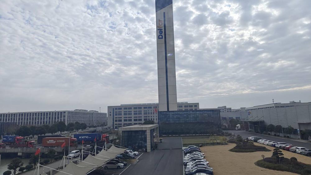 January 12th, 2026 Delfar Elevator Container Loading 