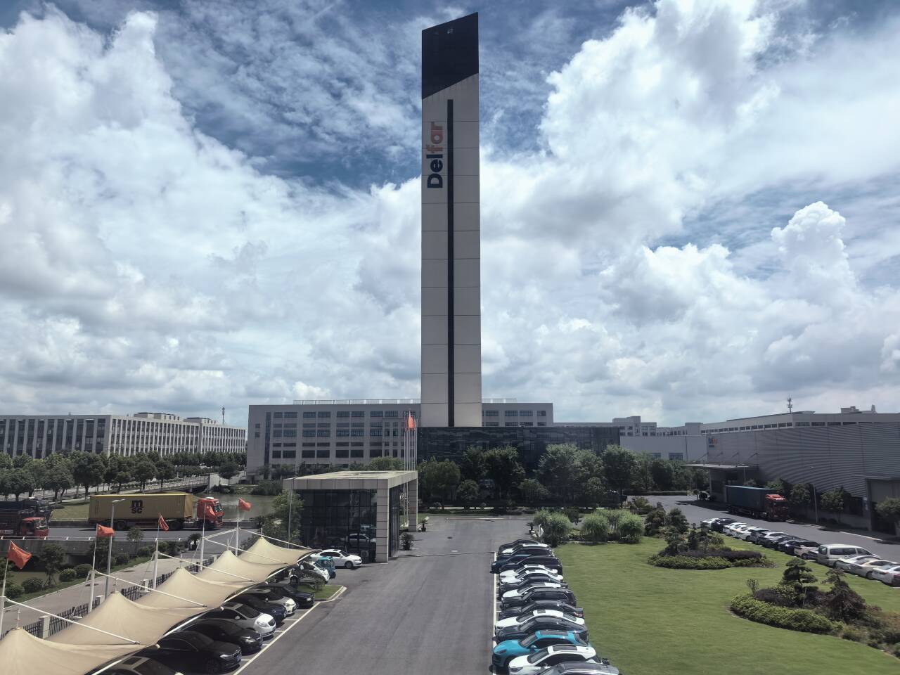 June 13th, 2025 Delfar Elevator Container Loading 