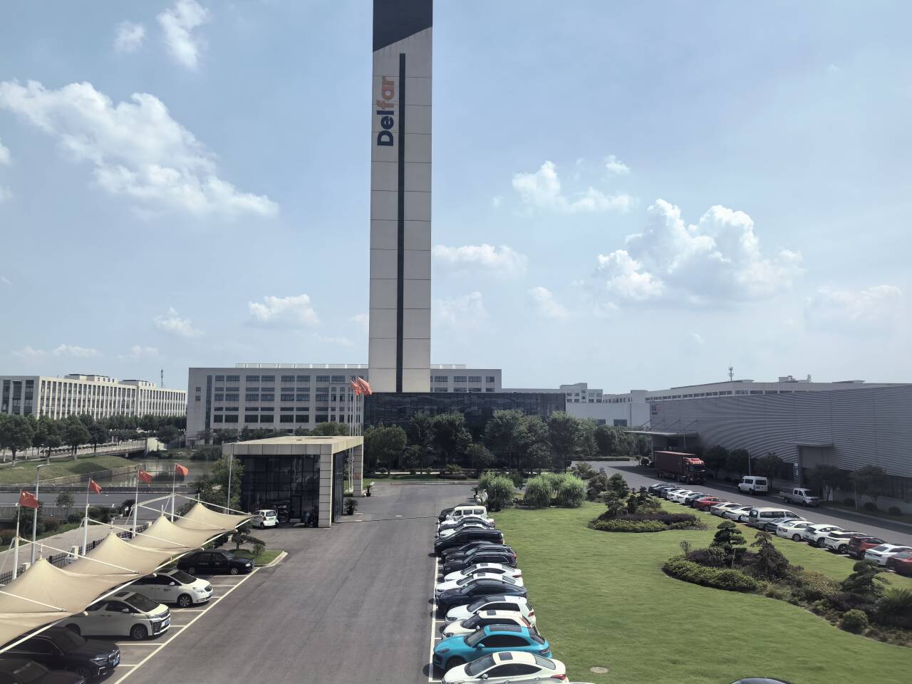 June 18th, 2025 Delfar Elevator Container Loading 