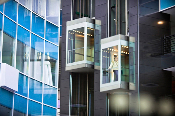 Residential capsule lifts