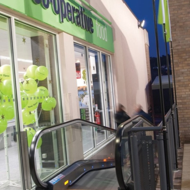 Outdoor Moving Walkway