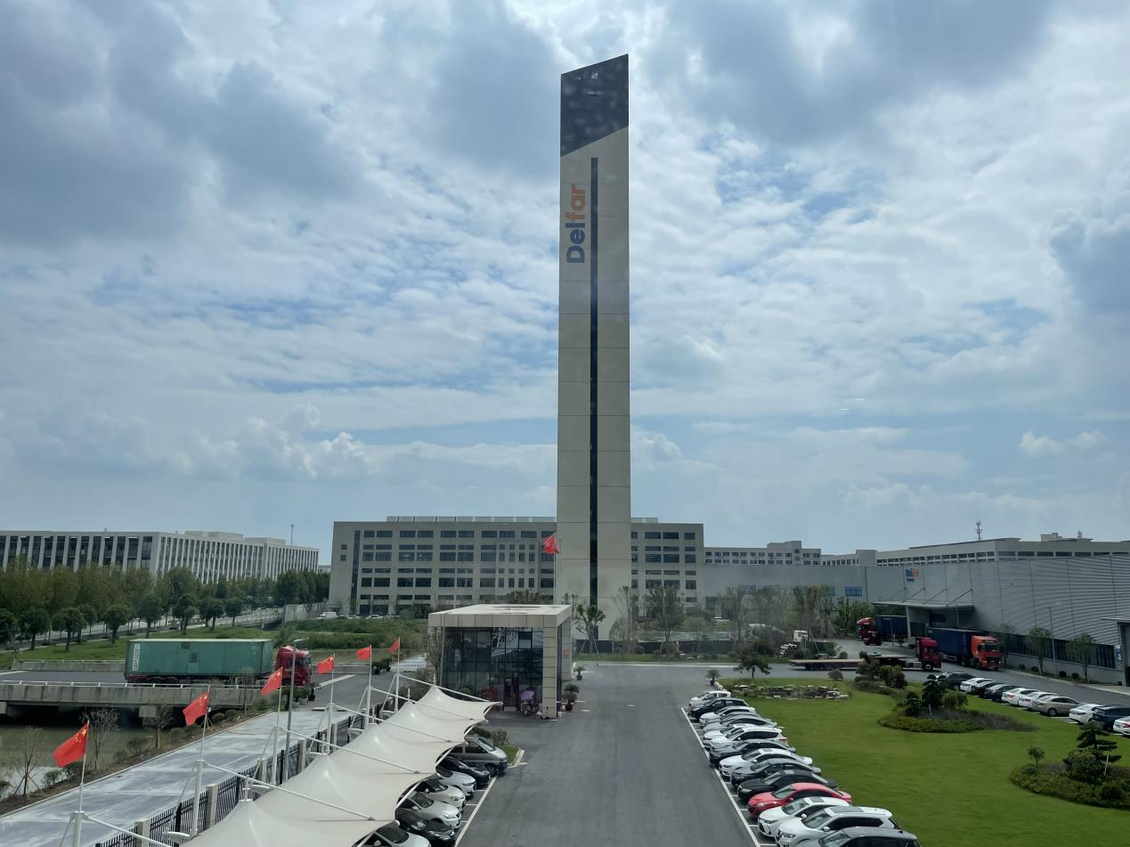 September 16th, 2022 Delfar Elevator Container Loading 